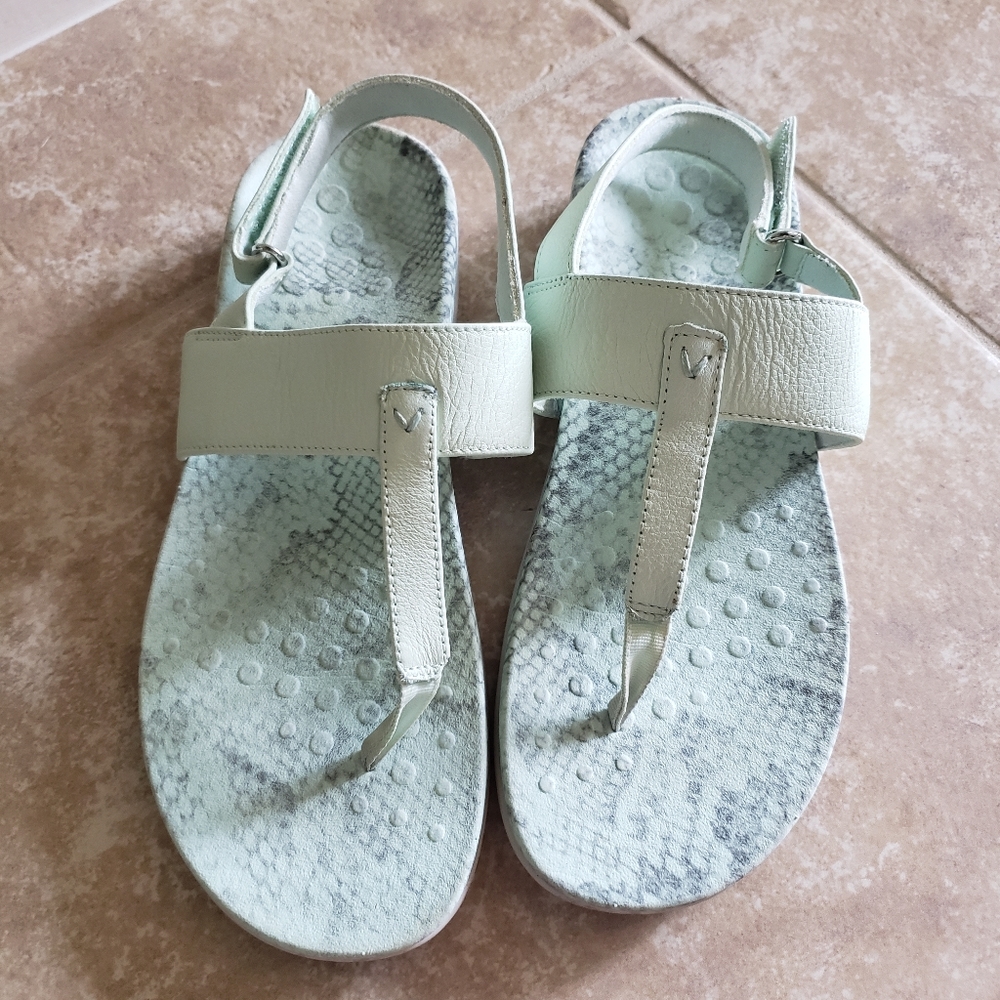 Vionic Tala T-strap Sandals Mint